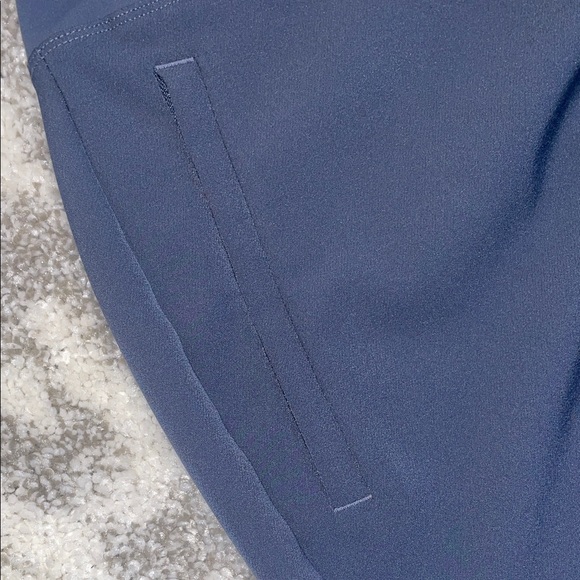 Athleta Women's Blue Endless High Rise - Like New! - Picture 6 of 6